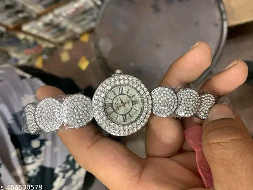 silver Women's Steel Belt Luxury Quartz Watch Ladies Wristwatch