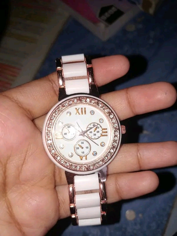 Analog Tatan with White mina round dial watch for womens or girls