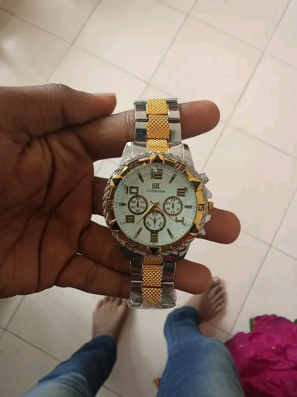 ⌚ Iconic Design Analog Watch – Premium Steel Look