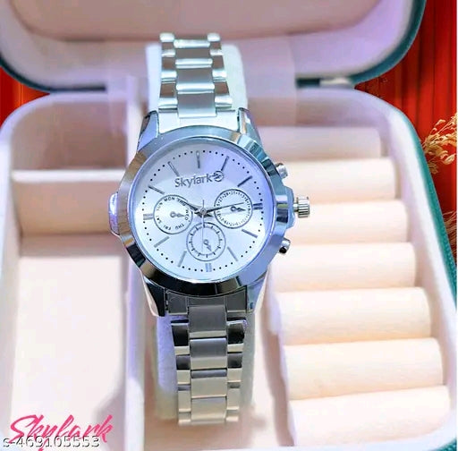 Skylark Classy Silver Chain and Silver coronagraph Dial