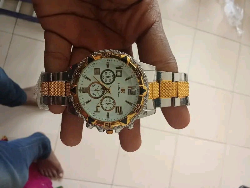 ⌚ Iconic Design Analog Watch – Premium Steel Look