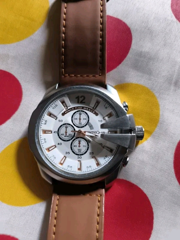 Morden & Stylish Men Analog Leather Brown Watches.